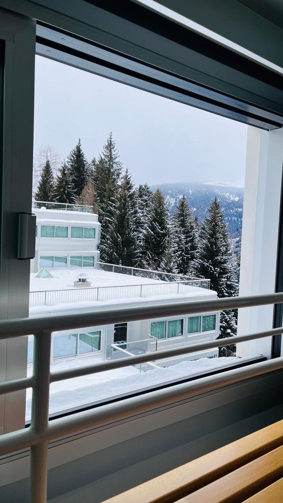 Casa Roby Al Centro Delle Dolomiti Lägenhet Marilleva Exteriör bild